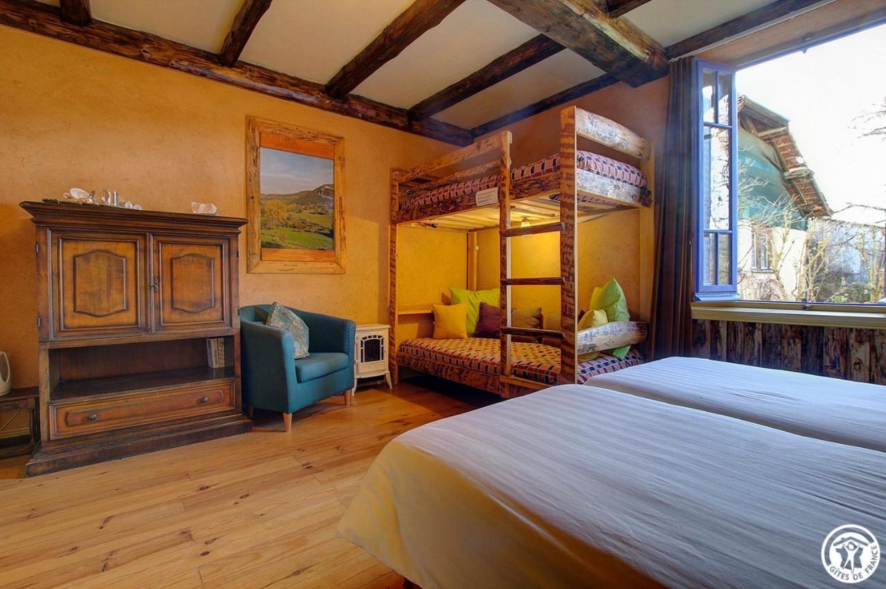 Goute La Vie Bed & Breakfast Marchamp ภายนอก รูปภาพ