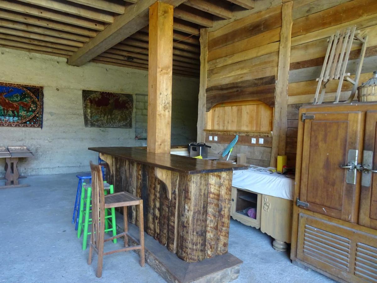 Goute La Vie Bed & Breakfast Marchamp ภายนอก รูปภาพ